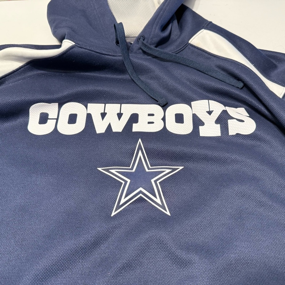 NFL  XL Blue Therma-Fit Sweatshirt Hoodie
